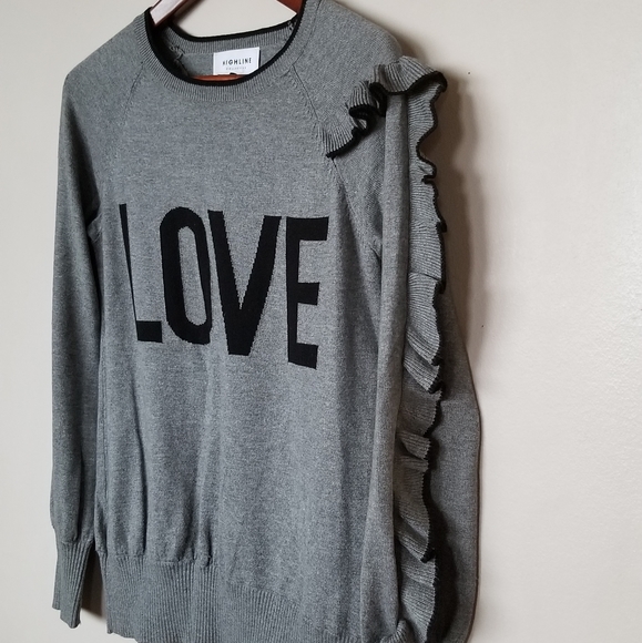 Love sweater with decorative ruffle - Picture 3 of 6